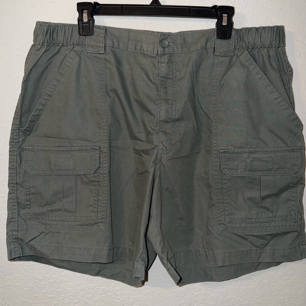 Savane Men's 8” Hiking Cotton Cargo Shorts with Tech Pocket Balsam green 40W —F